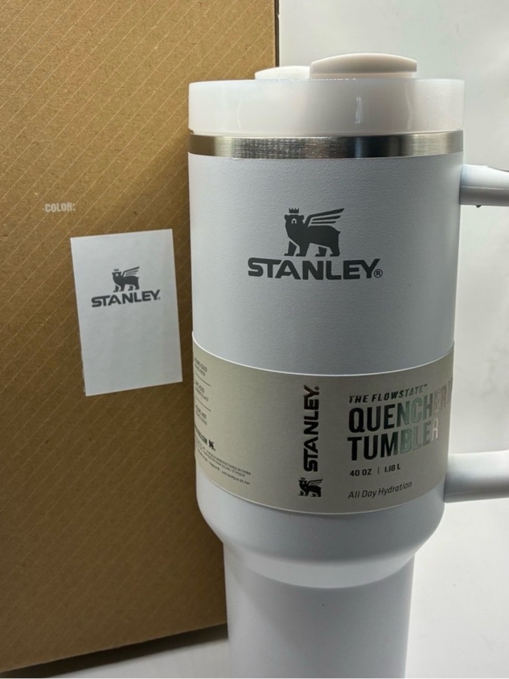 Stanley White Insulated Quencher Tumbler with Handle
